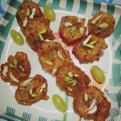 A picture of Chilled Chinese Banana Fritters.