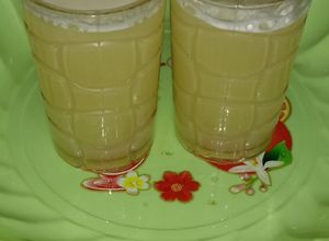صورة لوصفة عصير ليمون 🍋 بالعسل البلدي 😋