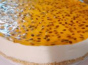 Una foto de cheesecake queso crema leche condensada
