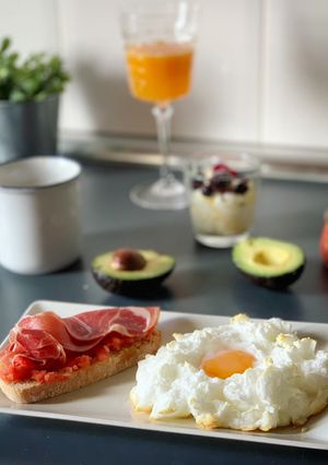 Una foto de Huevos Nube