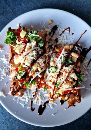 Une photo de Tartines à la tomate cerise et tomme de chèvre et comté