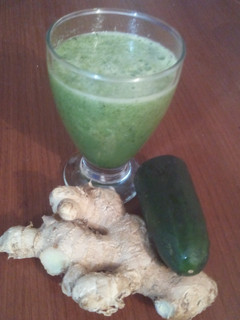 Una foto de Batido verde para eliminar la grasa del abdomen ;)