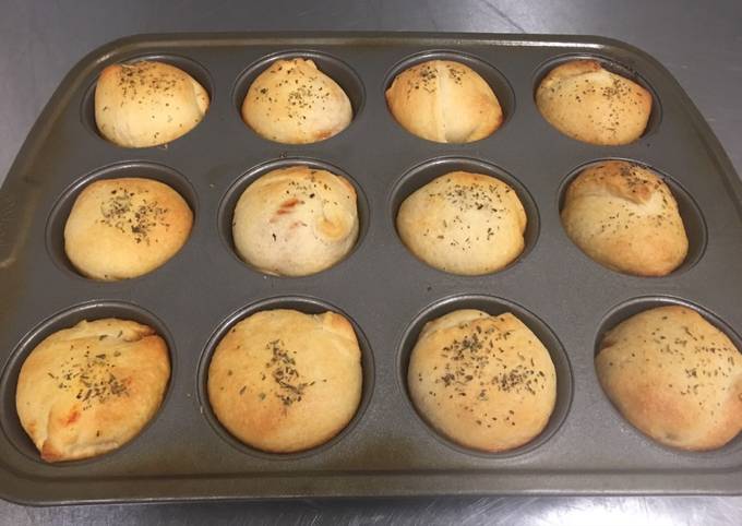 Easiest Way to Prepare Jamie Oliver Pepperoni Pizza Bombs