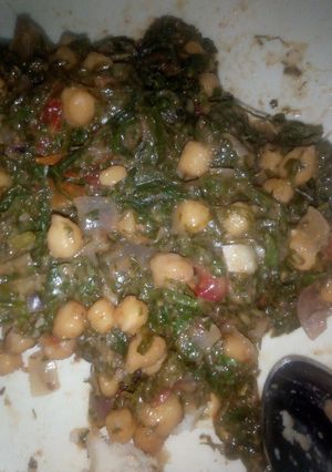A picture of Chick Peas with Sukuma Wiki.