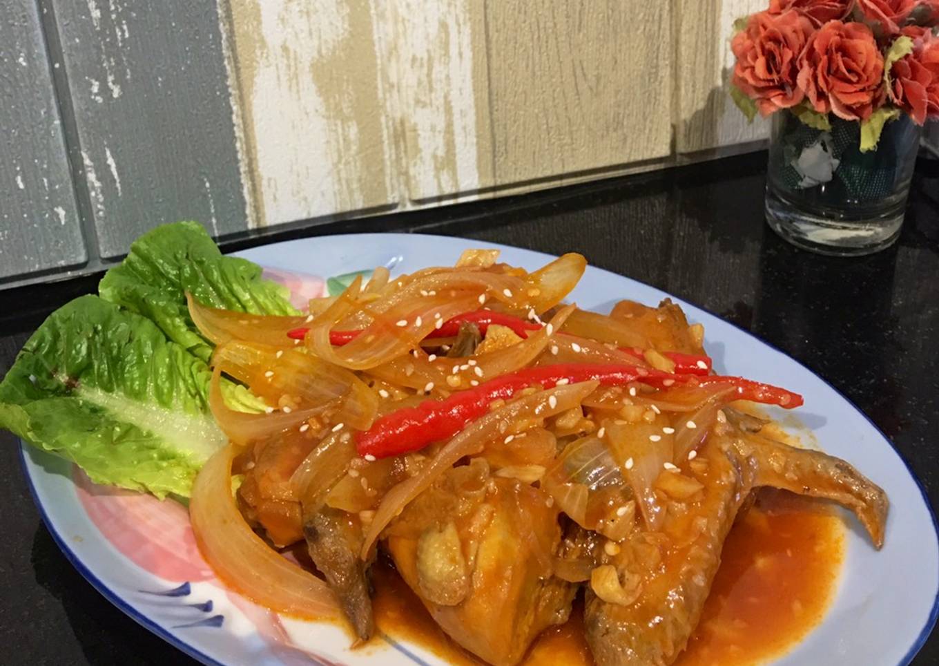 Fried chicken sauce Thai