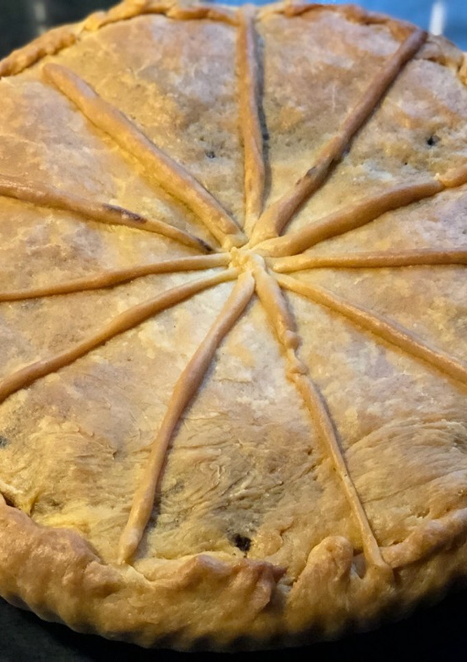 Una foto de Empanada de atún