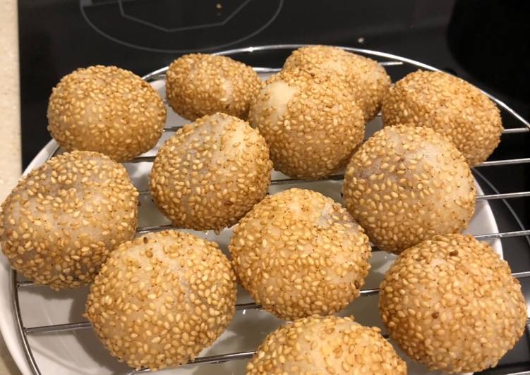 Recipe of Super Quick Homemade Sesame balls ~ Jian Dui 煎堆