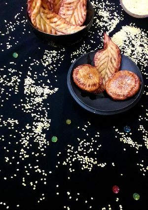 মুগ ডালের পাকন পিঠা(moog daler pakon pitha recipe in Bengali) রেসিপির প্রধান ছবি