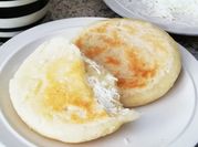 Una foto de yuca rellena