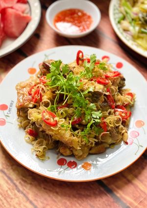 Hình của món Gà Xào Sả Ớt.