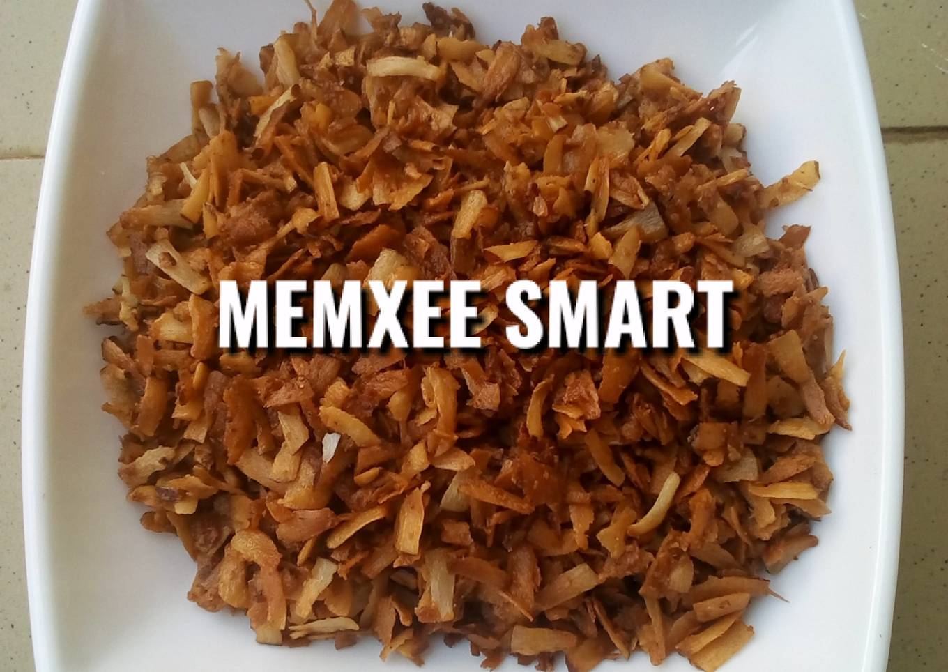 Toasted coconut flakes