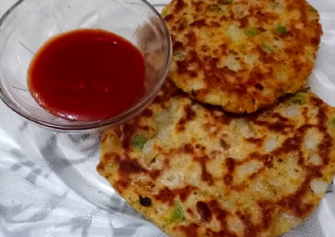 Recipe of Super Quick Homemade Aloo pizza squares