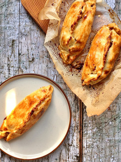 A picture of Veal and root vegetables pasties.
