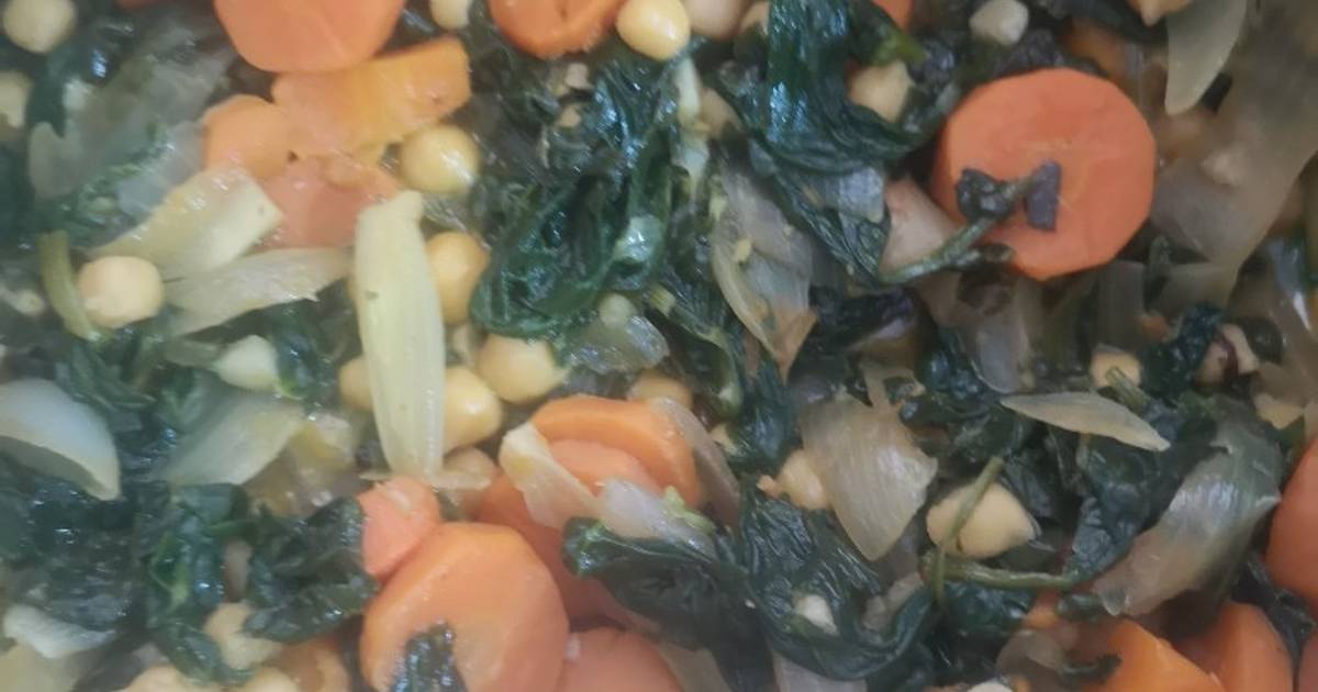 Espinacas con garbanzos y zanahoria Receta de El chyr cocina sana Cookpad