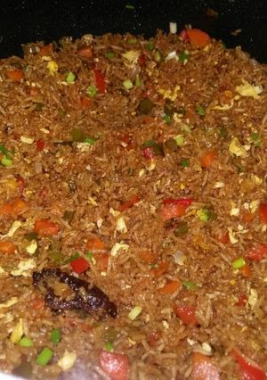 A picture of Chinese fried rice.