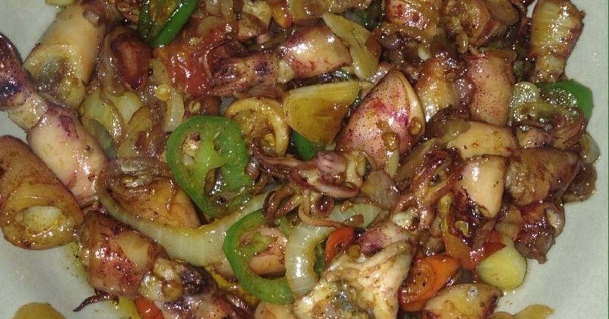 Resep Oseng asin cumi & cabe oleh @dapurchytra - Cookpad