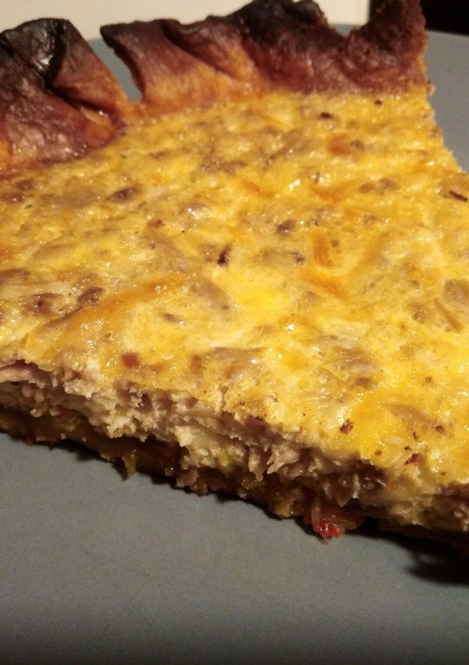 Una foto de Quiche de atún y mermelada de pimientos