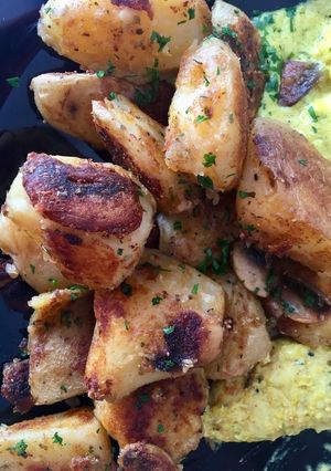 Una foto de Patatas gajo ligeras con champiñones