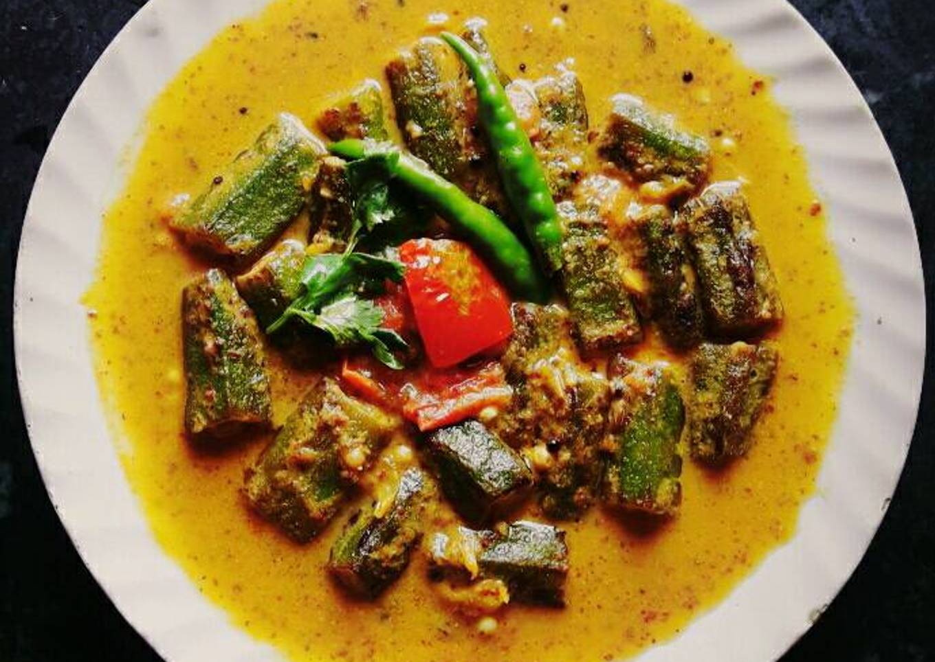 Okra in dry mango gravy