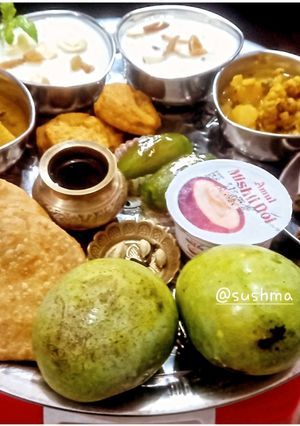 मूंगदाल पुड़ी रेसिपी मुख्य फोटो