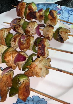 A picture of Chicken kebabs.
