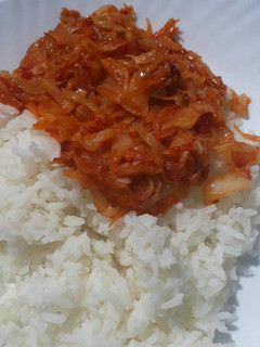 A picture of Rice and Cabbage.