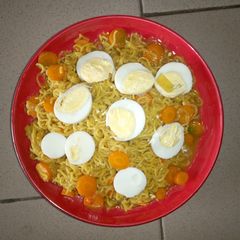 A picture of Indomie and boiled eggs.