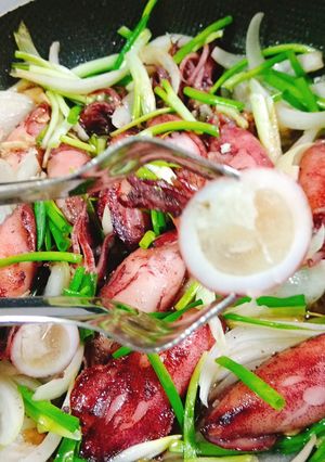 Hình của món Mực Trứng chiên mắm.
