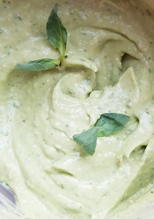 Hình của món Avocado Pesto Sauce.