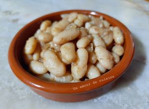 Une photo de Haricots blancs en sauce blanche