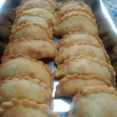 รูปของ Pastel Mini Spesial (Wortel,Kentang,Ayam,Telur,Cabe)✓