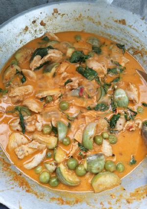 รูปของ แกงกะทิไก่