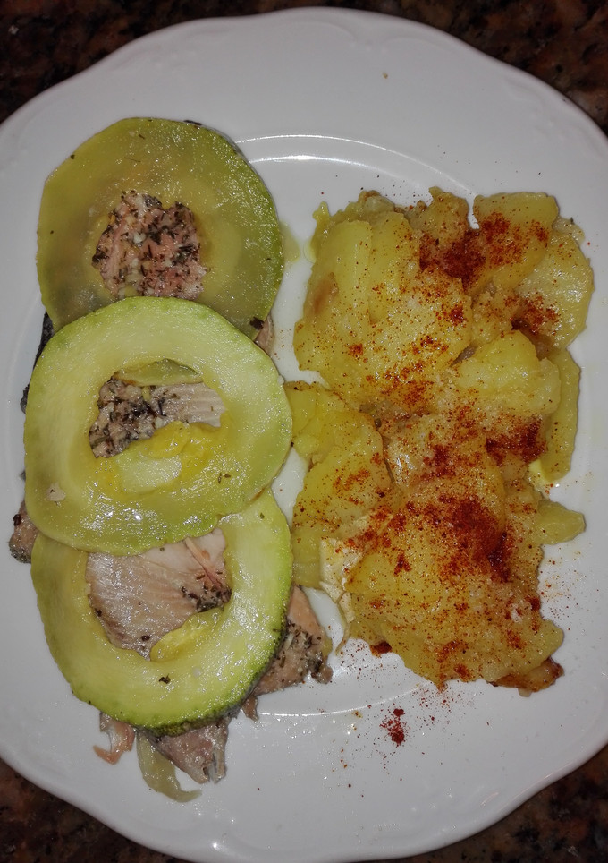 Una foto de Truchas en microondas con patatas