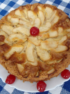Una foto de Bizcocho con manzana