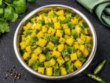 Cucumber & Capsicum Sambharo