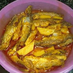 Tangra fish curry A picture of Tangra fish curry.