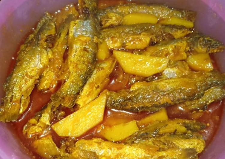 Tangra fish curry