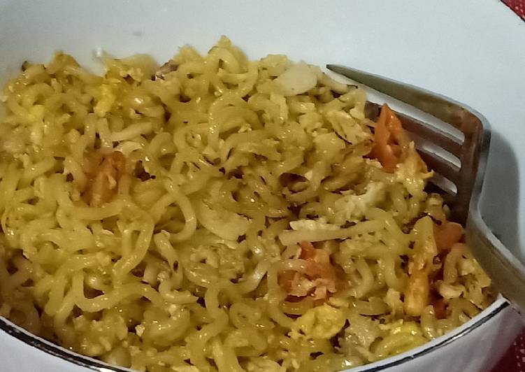 Indomie Goreng Tumis ala Mama.. ❤️❤️