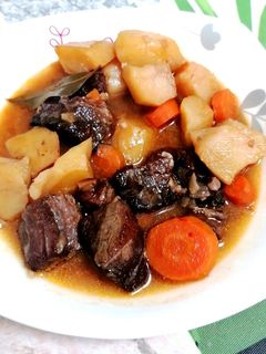 Una foto de Carne guisada con patatas