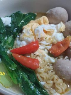 Foto resep Mie rebus simple tengah malam
