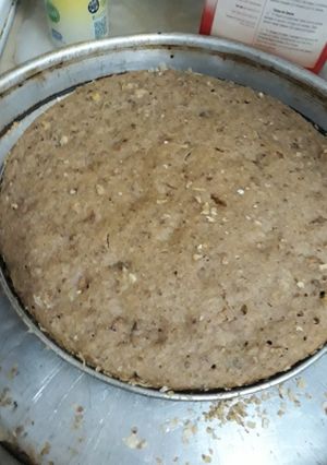 Una foto de Torta de avena, yogurt y nueces