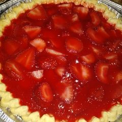 A picture of Fresh Strawberry Pie.