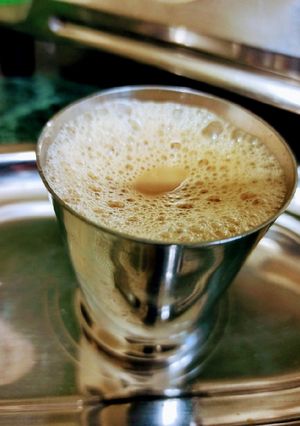कॉफी (coffee recipe in Hindi) रेसिपी मुख्य फोटो