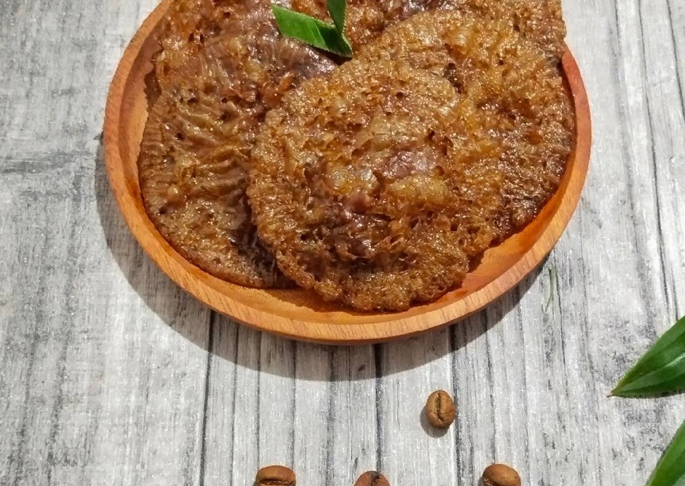 397. Kue kucur kopi gula aren