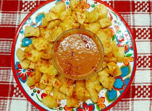 Una foto de Papas bravas "Patatas bravas" 🇪🇦🔥