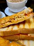 Mac n Cheese Sandwich