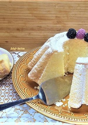 Felhő kuglóf recept fotója