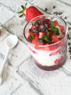 Foto di Mousse di ricotta e fragole