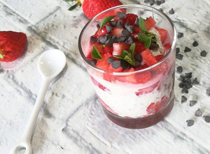 Foto di Mousse di ricotta e fragole