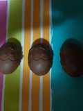 Huevitos de Pascua rellenos con rocklets